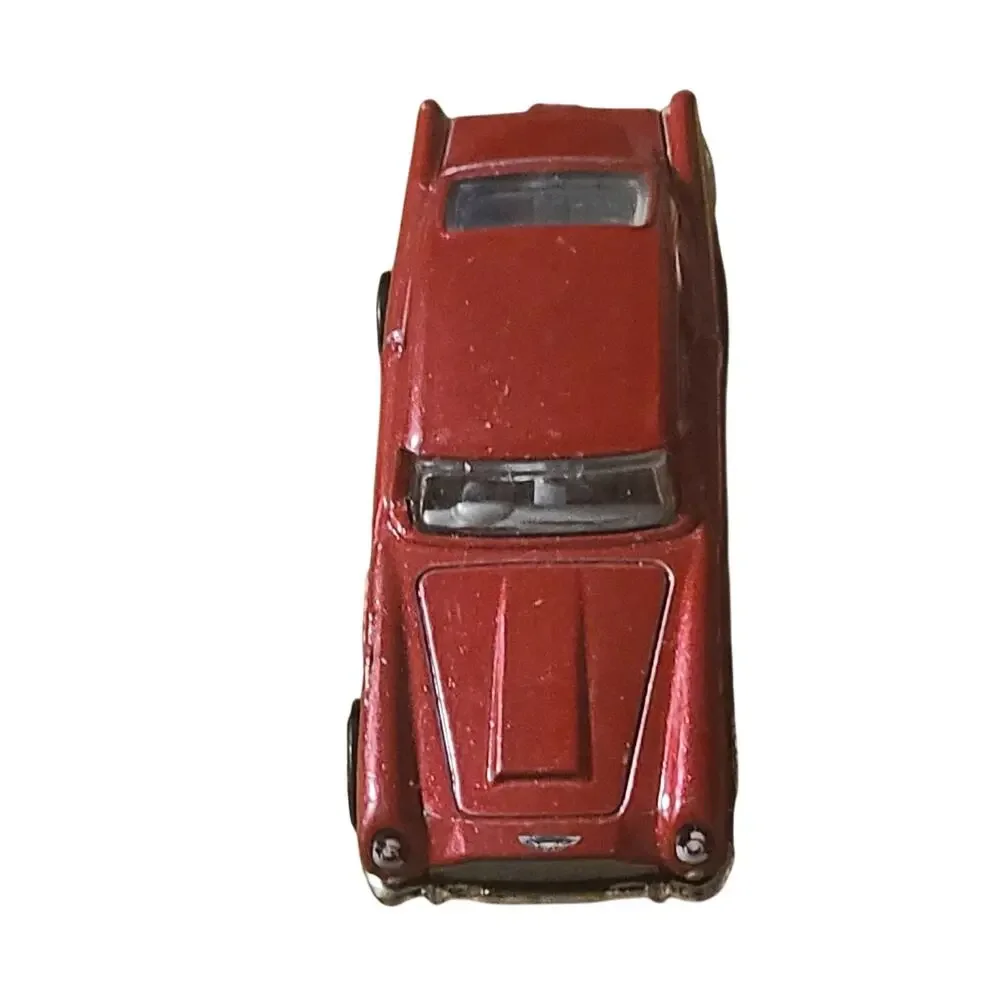 Vintage Mattel Aston Martin 1963 DB5 Year 2013 Made in Malaysia